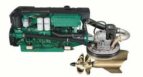 Volvo Penta IPS600 With Twin D6 engines 600hp