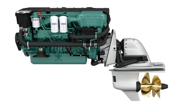 Volvo Penta D6-330 Aquamatic Sterndrive marine diesel engine 330hp