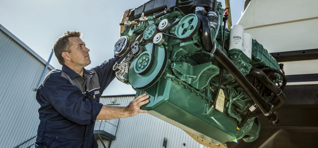 Volvo Penta D4 Marine Engines -The Complete Buyer’s Guide for Offshore Power and Efficiency Volvo Penta D4-175 Marine Diesel Engine